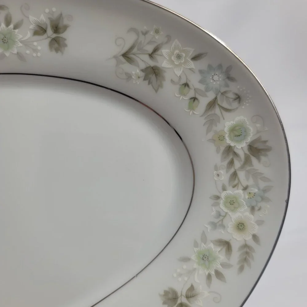 Imperial China Wild Flower Gravy Boat With Underplate Green Blue & White Flowers